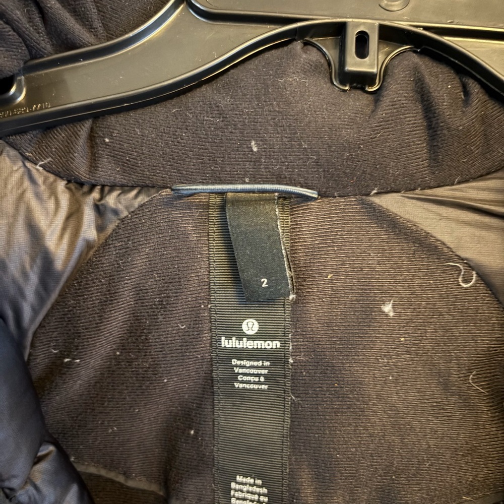 LULULEMON Fluff The Cold Parka 600-Fill Down Black Hooded Coat Size 2 - Picture 6 of 10